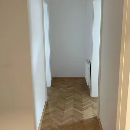 - Modern - Free Parking - Top2 Apartment *